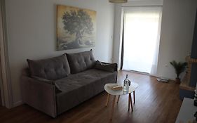 Blue Side Apartment In Porto Rafti